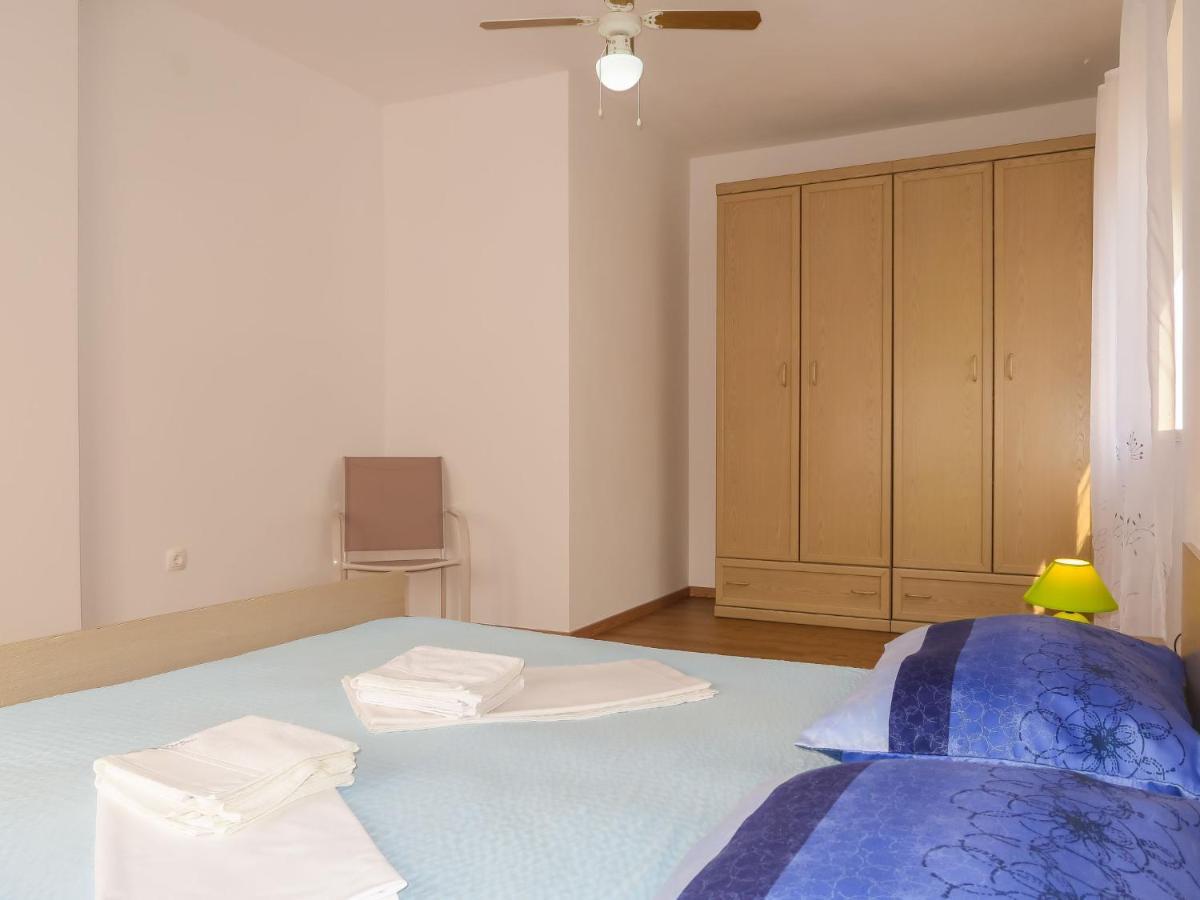 Apartment Vera - Mlk325 By Interhome Malinska Exterior foto